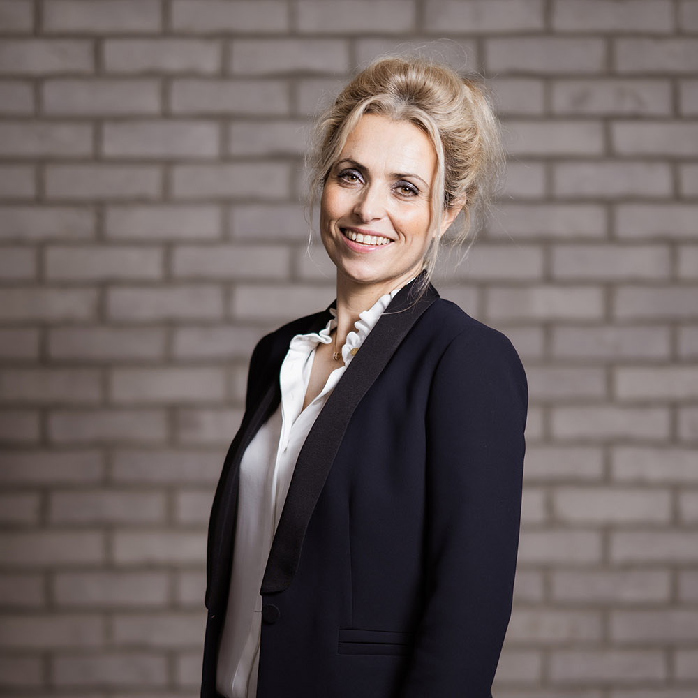 Aude castel-directrice-mba-marketing-communication-sante-devinci-executive-education